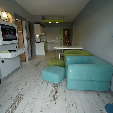 Otel Exelsior Junior
